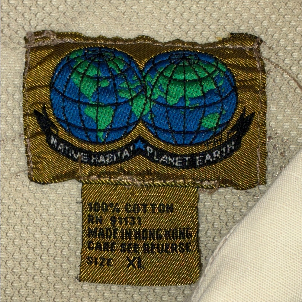 Lightweight Men's Shirt Jacket in Cream - Picture 2 of 10